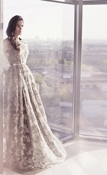 TOMA Fashion Muse collection 2016-2017 — lace dress
